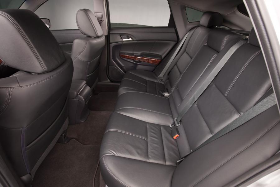  Honda Accord Crosstour 2010 года  (фото 157 из 260)